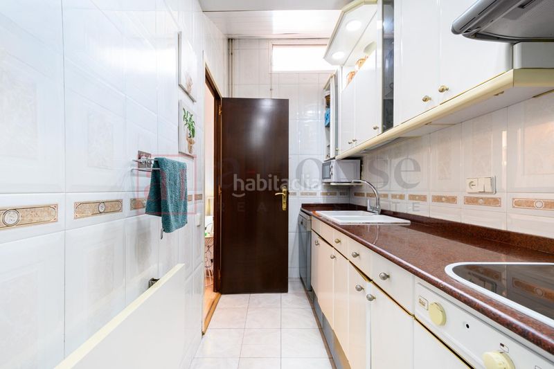 Foto 99d7d396-f717-4230-a0ab-3ab3f31c4810. Pis amb calefacció a Poblenou Barcelona