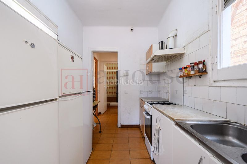 Foto c9ad4ee7-25fa-4e09-98db-a1885aa3676f. Pis a Sant Ramon - Maternitat Barcelona