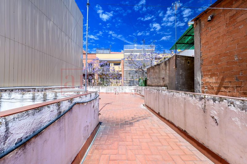 Foto e456d71d-0c9c-4c2f-abd3-45d2f48f7ba1. Pis a Sant Ramon - Maternitat Barcelona