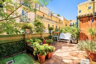 Penthouse in Dreta de l´Eixample. Piso reformado con terraza de 90m2 en la sagrada familia