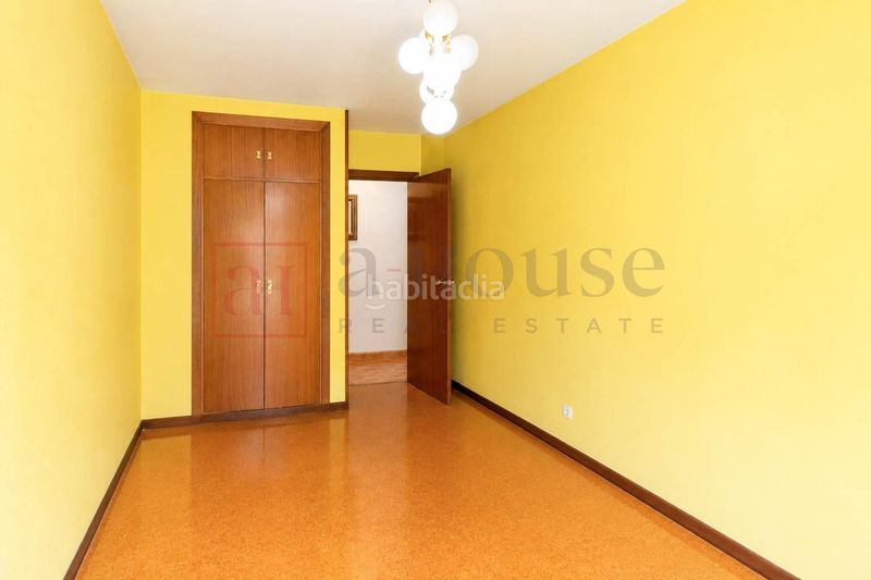 Foto 5a70bb92-534a-4d86-8f01-51a2734d9583. Pis amb calefacció aparcament a Acacias Madrid