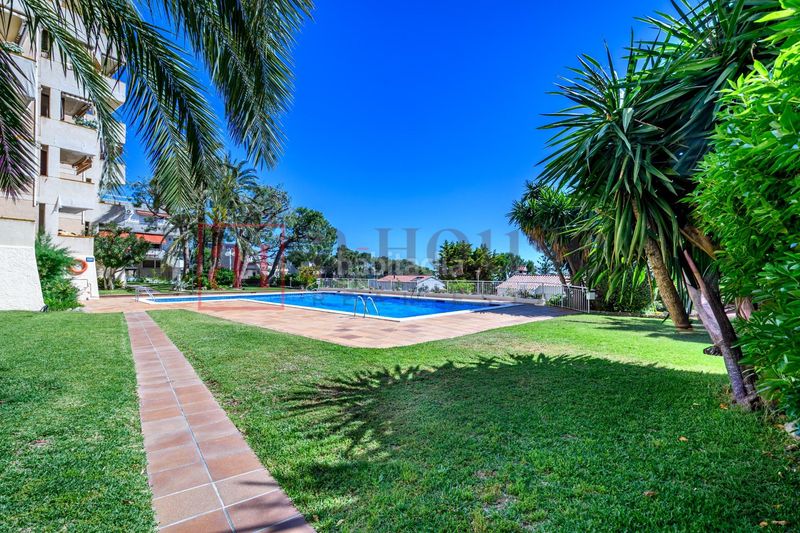 Foto 0ad423cf-6359-4cde-b9b7-f6d184d164b2. Àtic amb calefacció aparcament piscina a Vallpineda-Santa Bàrbara Sitges
