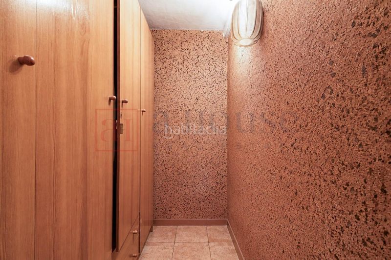 Foto 1663fe1a-2960-4bd4-b3d2-b82a4ecc813d. Pis amb calefacció a La Nova Esquerra de l´Eixample Barcelona