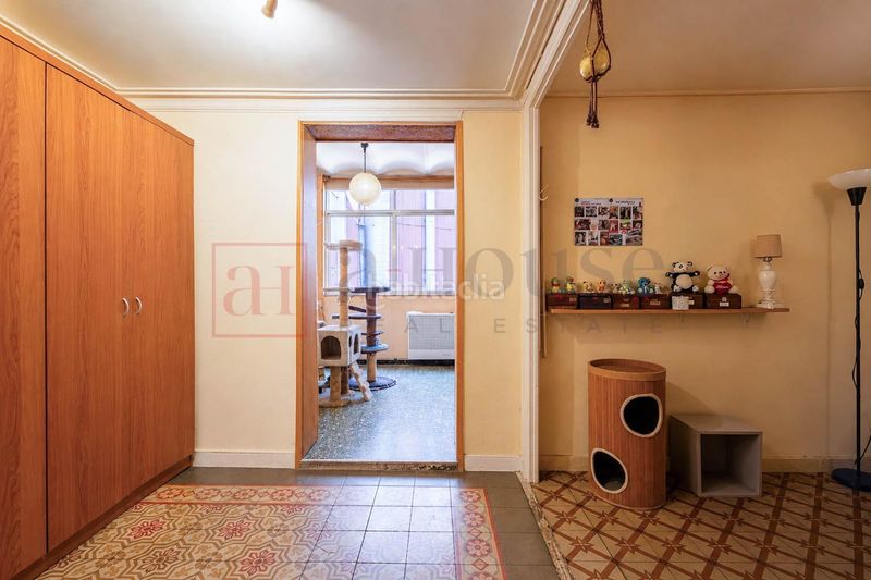 Foto 76a8a354-3e13-43b5-a884-3e341a675dd1. Pis amb calefacció a La Nova Esquerra de l´Eixample Barcelona