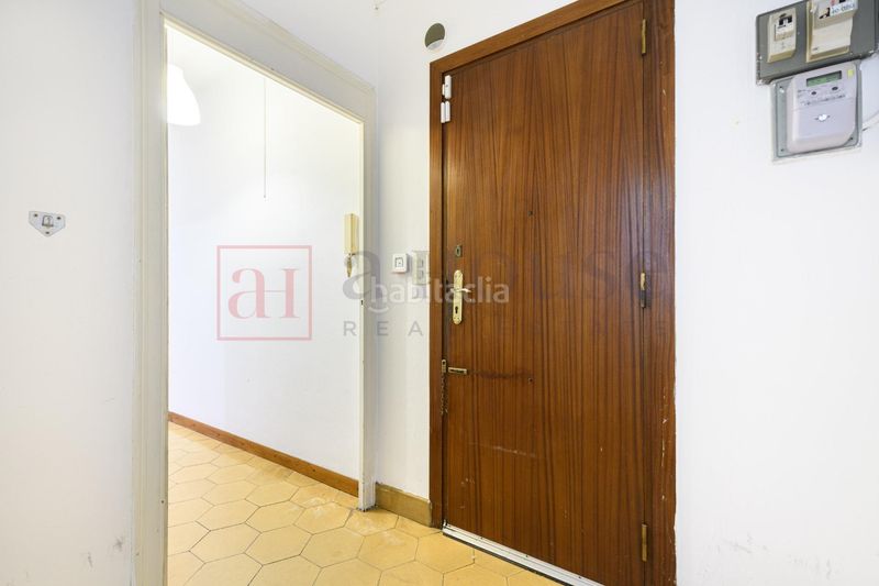 Foto 866c8784-f5f0-42a2-ba30-2026511dd403. Pis amb calefacció a Vila de Gràcia Barcelona