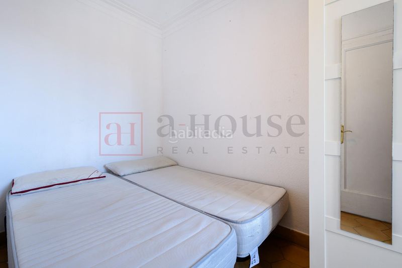 Foto a7e0a210-c6e1-499c-b25c-6bc00f6f2377. Pis amb calefacció a Vila de Gràcia Barcelona