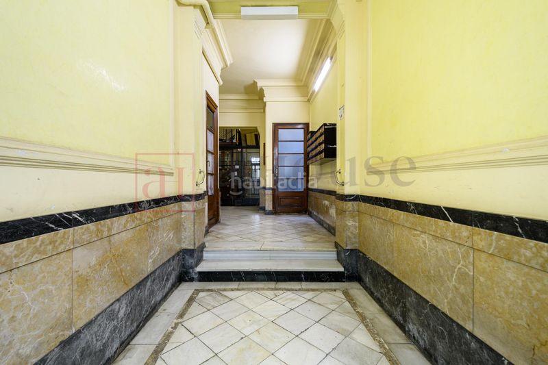 Foto b797f04f-22b2-4a38-9cef-5183bda4bd69. Pis amb calefacció a Vila de Gràcia Barcelona