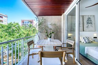 Etagenwohnung  Carrer d'aribau. Precioso piso a estrenar con balcón a plaza cardona