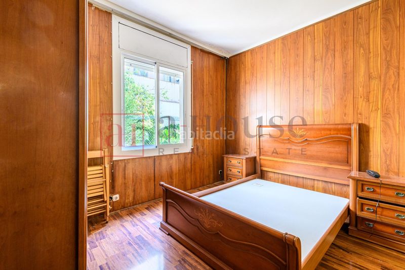 Foto f0339ce2-c850-41a0-b5db-da146d5b5ba1. Pis a La Salut Barcelona