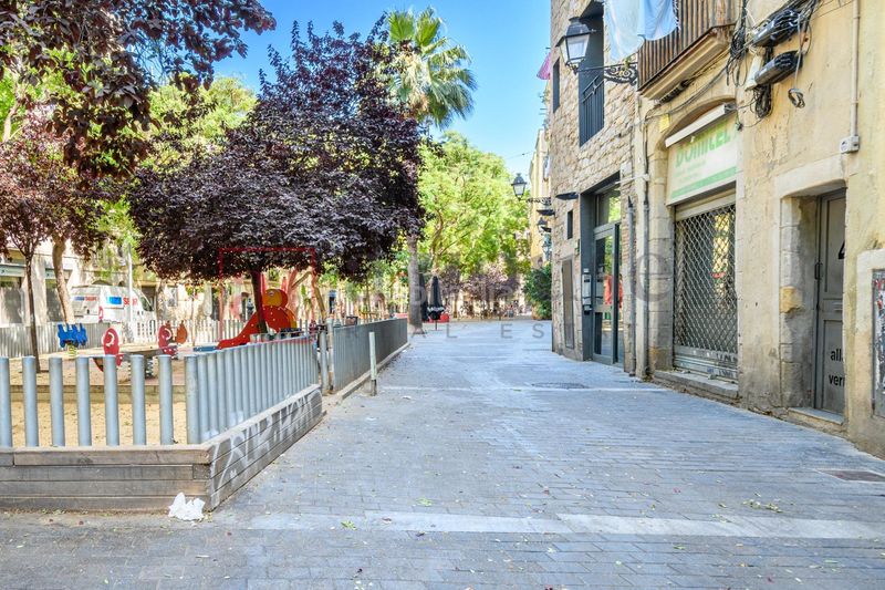 Foto 3b52f4cf-f900-4307-a67a-b6a6f5988fd9. Pis a St. Pere - Sta. Caterina - El Born Barcelona