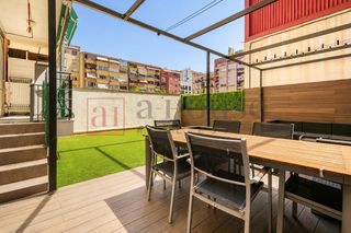 Piso  Carrer del comte borrell. Piso con terraza privada de 60m2, en calle peatonal y listo para