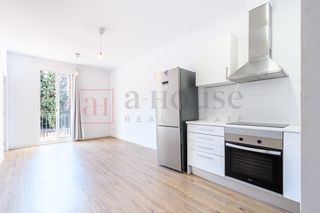 Flat  Carrer de las navas de tolosa. Piso reformado en el clot