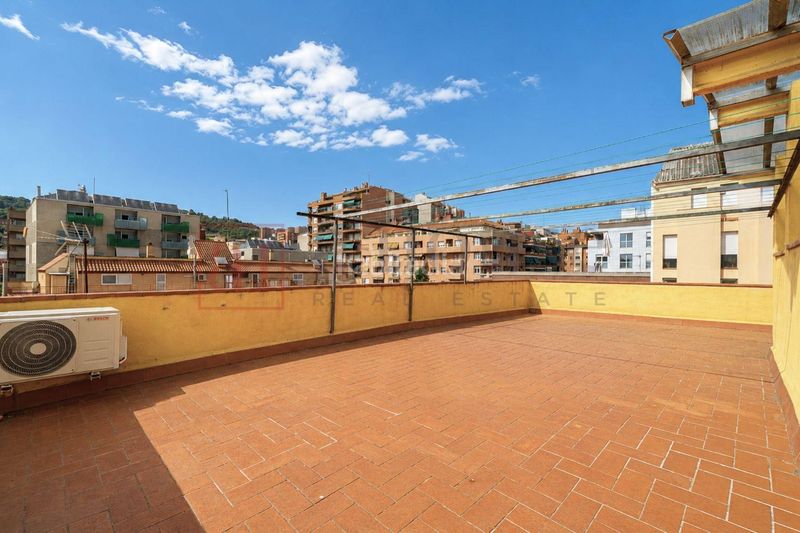 Foto 767613a0-20ac-4f4f-b8bd-67511d2fd8ae. Pis a Vila de Gràcia Barcelona