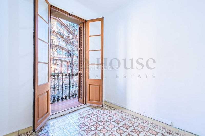Foto 2972382e-5c8b-4075-8299-e8e64c49d230. Pis amb calefacció a La Nova Esquerra de l´Eixample Barcelona