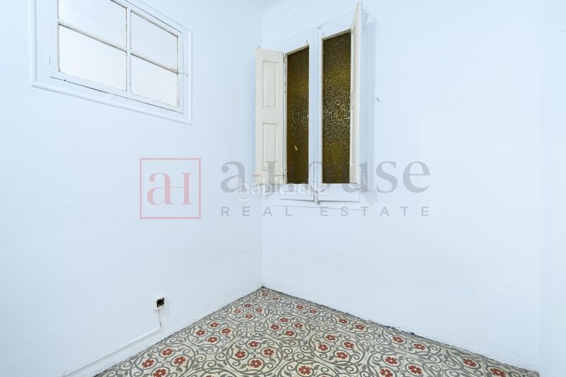 Foto 5f0f8347-d840-4bd5-8acf-b8592bad9499. Pis amb calefacció a La Nova Esquerra de l´Eixample Barcelona