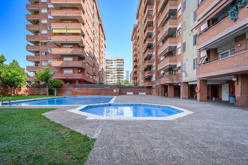 Foto 3a96d092-db22-4985-a4bb-0f8fa02747c1. Pis amb calefacció aparcament piscina a Sant Ramon - Maternitat Barcelona