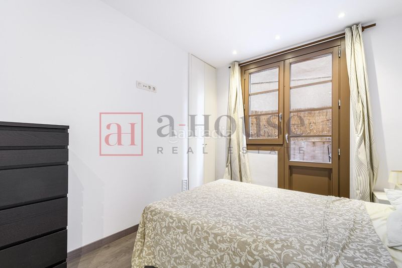 Foto 7b89a728-a945-49f0-96fe-f25b27835001. Pis amb calefacció a Sant Antoni Barcelona