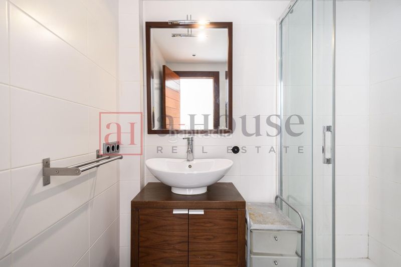 Foto fee9485b-9517-4c5c-b77a-7214356aa541. Pis amb calefacció a Putget - Farró Barcelona