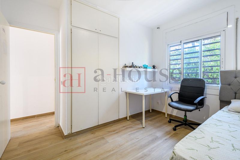 Foto bb55f57c-2900-4922-b525-2be8b1b033de. Casa amb piscina a Olivella