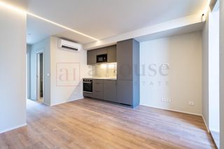 Etagenwohnung in Carrer Carrer del Consell de Cent