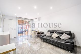 Casa adossada a Besòs - Maresme. Chalet independiente con terraza y excelente ubicación en el bes