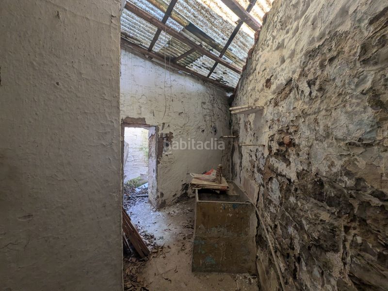 Foto d53d01a4-6914-47b3-b81b-ed823313a9a4. Masia a Sallent