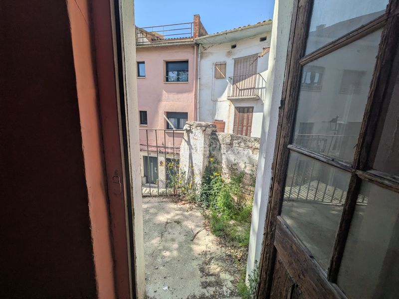 Foto e2aea5ff-01c0-4f6d-9ff5-a6e61c9762ab. Masia a Sallent