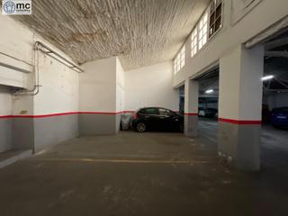 Miete Autoparkplatz in Sant Antoni. Parquing grande y facil maniobra