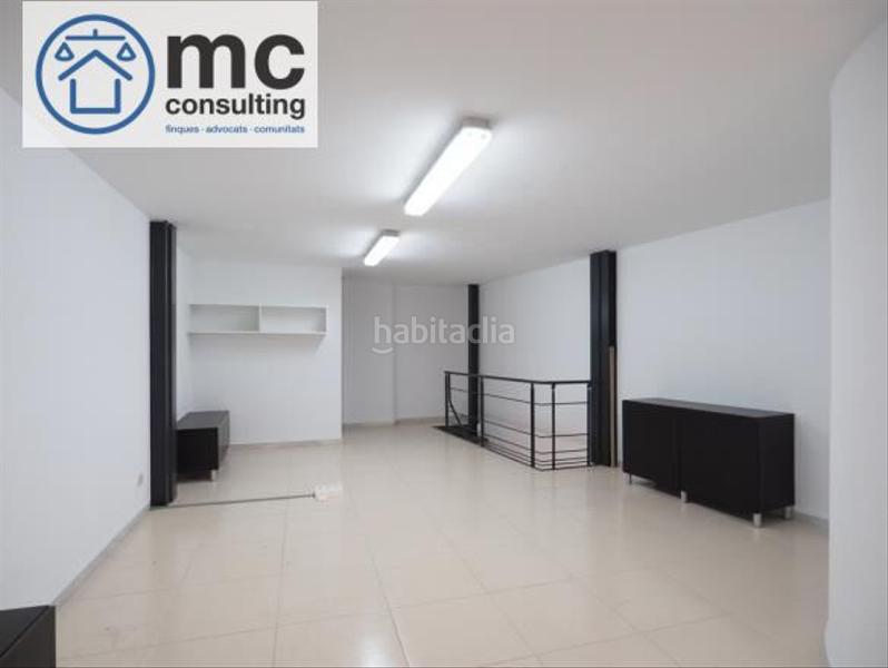 Foto 45de2696-2a78-4a2a-a718-c060f859622f. Alquiler local comercial local centro zona porxada portalet en Granollers
