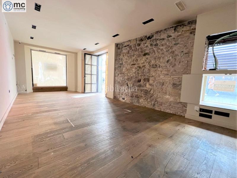 Foto 17a3ba5b-df23-470d-83fe-4ba1923b68f2. Lloguer local comercial a Centre Granollers