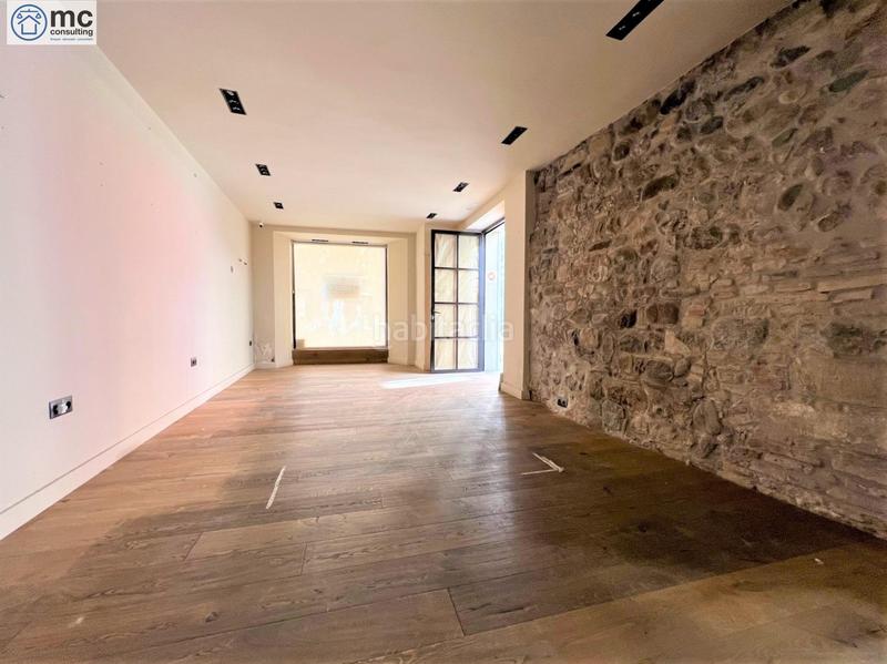 Foto a2e6c4eb-65bb-46fd-86d8-1e73b0fb21ec. Location local commercial dans Centre Granollers