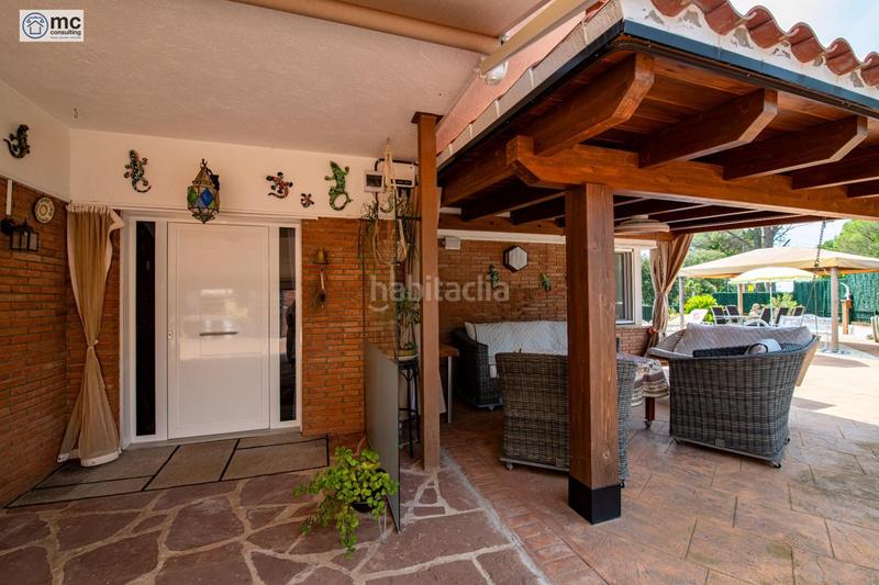 Foto 3aae8679-8b36-443f-91ee-d85432237f48. Chalet avec chauffage parking piscine dans Ametlla del Vallès (L´)