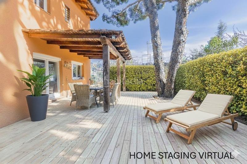 Foto 4407142c-9d97-494b-a010-69238e095afc. Maison avec parking dans Cabrils