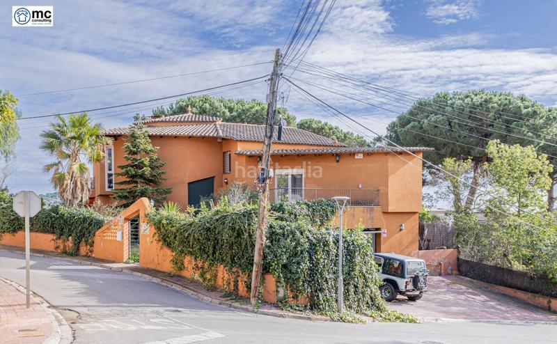 Foto 4cfea9e6-30a1-41ae-968b-1e7bfbabf3b8. Maison avec parking dans Cabrils