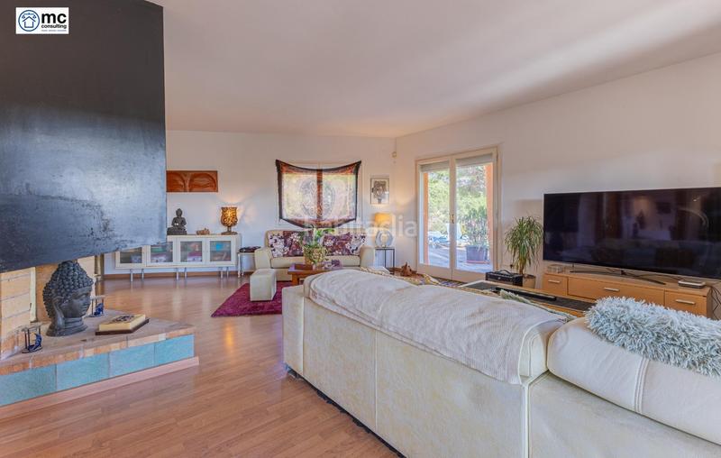 Foto 72e116e3-044e-479b-9345-6d702864b8b0. Maison avec parking dans Cabrils