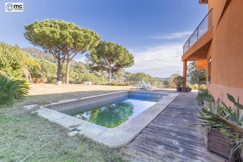 Foto 9d0d5f42-1d3e-4f6c-a309-cccde9ca4b35. Maison avec parking dans Cabrils