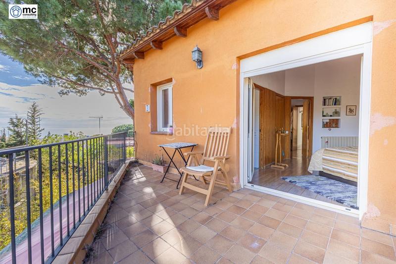 Foto fdc52b5f-371c-48b7-974f-f5b85754f910. Maison avec parking dans Cabrils