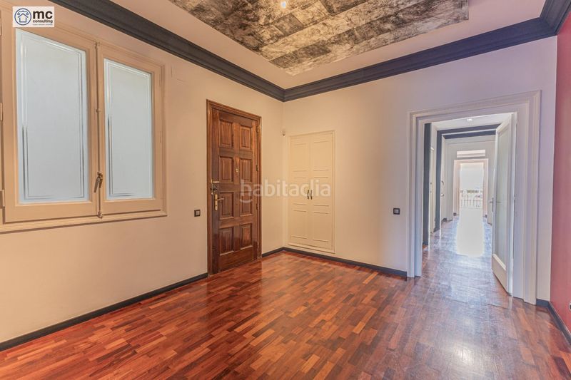 Foto 04cbada4-d2f6-4ed6-830c-c188f382d75f. Pis a Barri de les Corts Barcelona