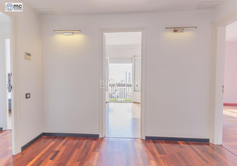 Foto 1aa75b5b-1647-4694-ac29-d0db6380a4e5. Pis a Barri de les Corts Barcelona