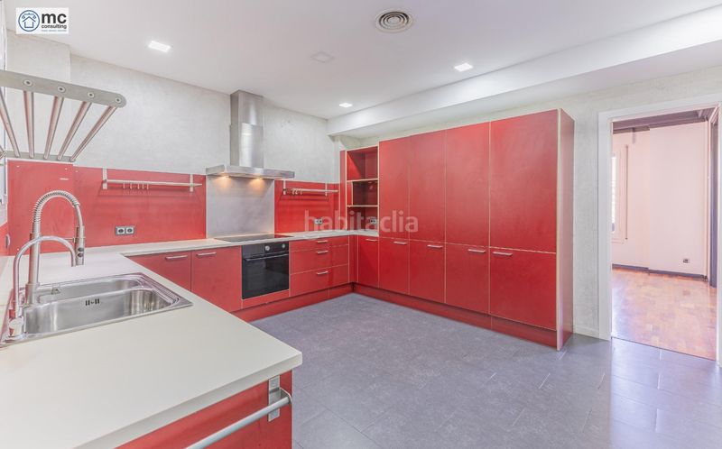 Foto d630d6ed-08ff-49a3-b8b1-7a2932dfde4f. Pis a Barri de les Corts Barcelona