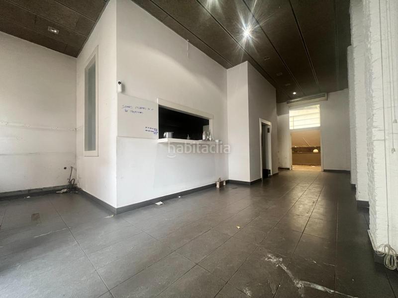 Foto cab35024-9f83-4c36-b154-8a6074aaebaf. Lloguer local comercial a Centre Granollers
