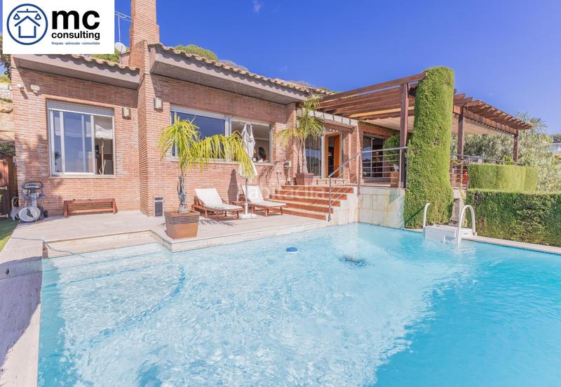 Foto c3b757fe-2819-45e8-8795-d24ca6379127. Casa en Cabrils