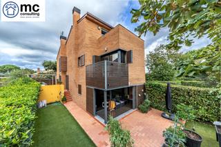 Casa aparellada a Ametlla del Vallès (L´). Oportunidad única a lametlla del vallès!