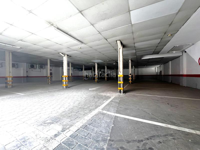 Foto 07a34215-5291-43ca-949f-b64de79e88ab. Lloguer local comercial a Sota el cami ral Granollers