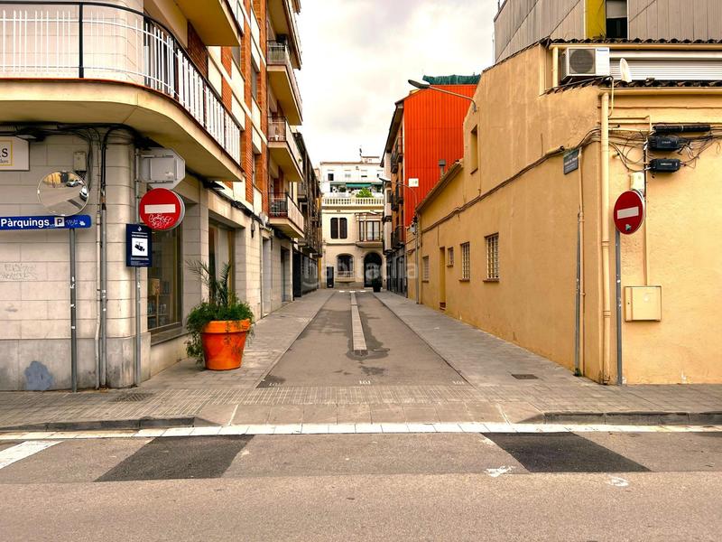 Foto 658eb019-c484-4b7b-a61a-e1f1e897b615. Lloguer local comercial a Sota el cami ral Granollers