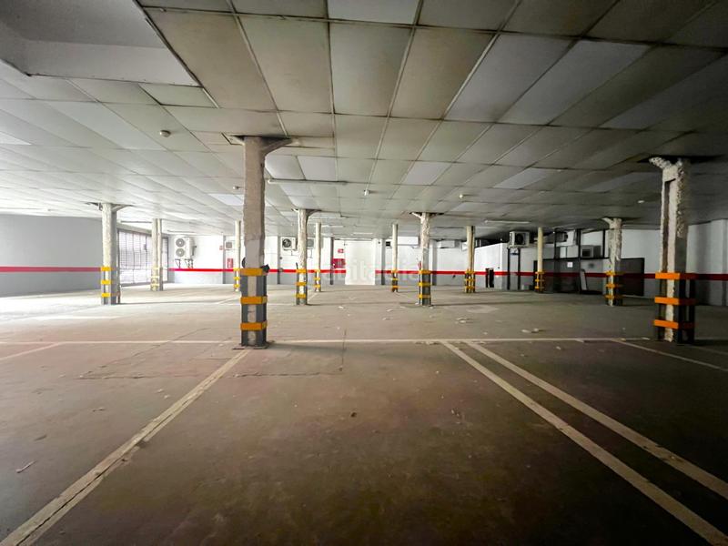 Foto 873a062f-f1b9-44fe-960d-451c9c24feae. Location local commercial dans Sota el cami ral Granollers