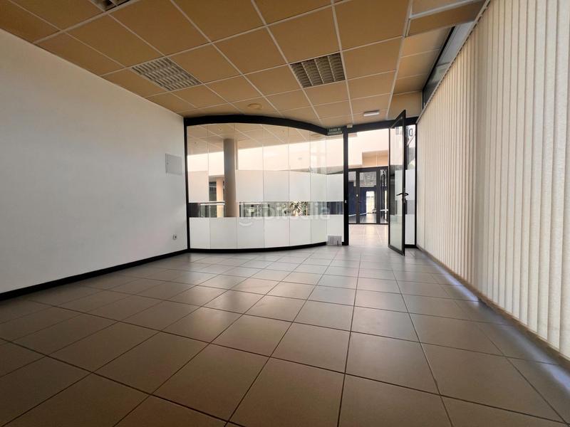 Foto 28b2506f-3d84-40ea-a0f6-dccc941e7bc6. Lloguer local comercial a Ametlla del Vallès (L´)