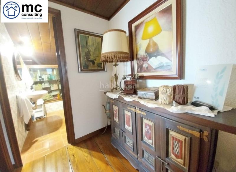 Foto 1dbc0a52-149d-43e6-a2c1-fa22f24694a6. Chalet avec chauffage parking piscine dans Canovelles