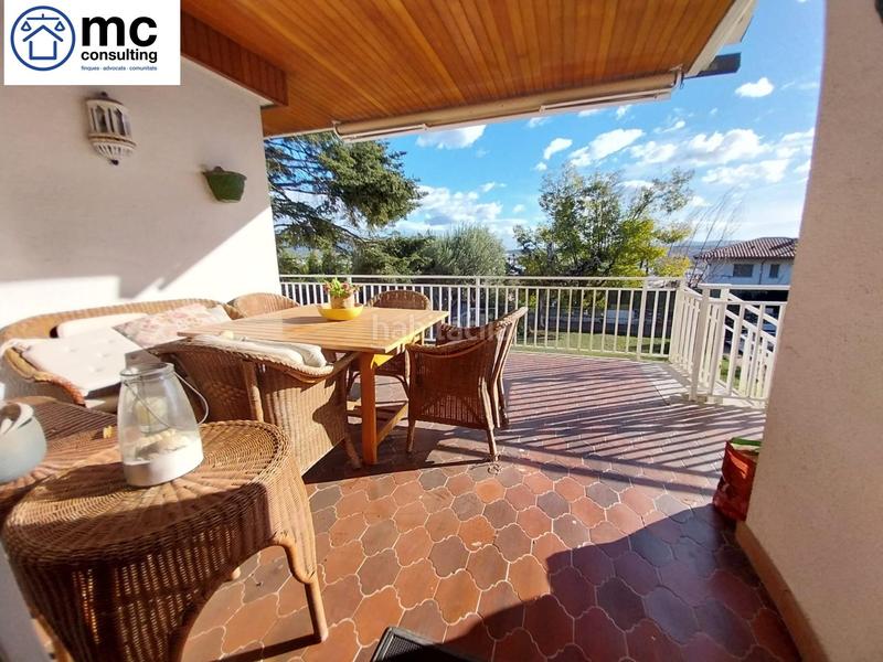 Foto 2c112461-05a4-4189-a5fa-161bc65a5859. Chalet avec chauffage parking piscine dans Canovelles