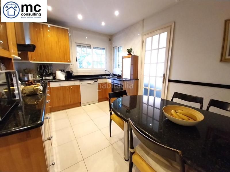 Foto 6ec26f6d-a5f6-4ba9-8db8-63217173c972. Chalet avec chauffage parking piscine dans Canovelles